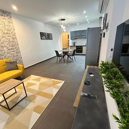 Appartement Penthouse St Paul'S Bay à San Pawl il-Baħar Extérieur photo